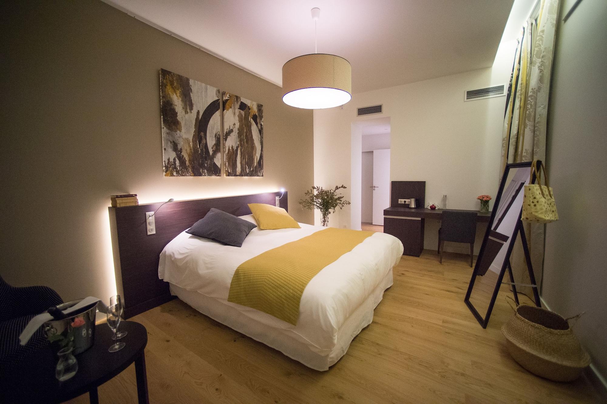 Western Premier Le Domaine De Montjoie Hotel